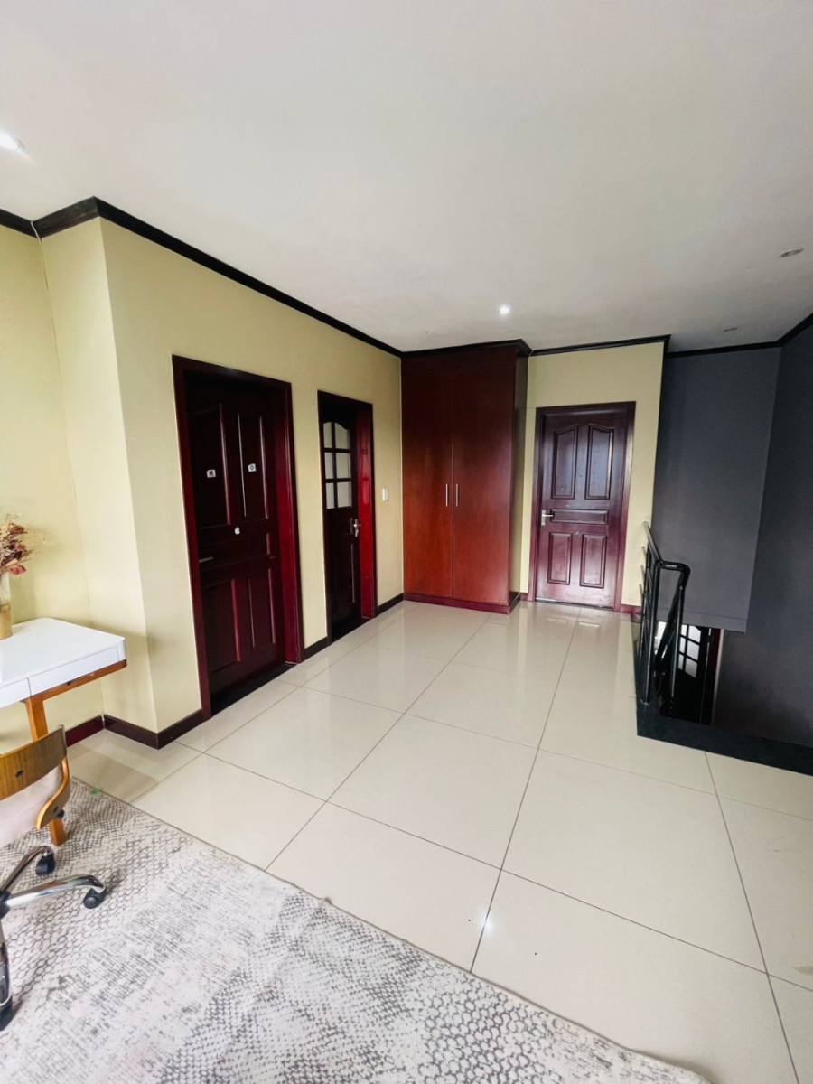 To Let 4 Bedroom Property for Rent in Carlswald Gauteng