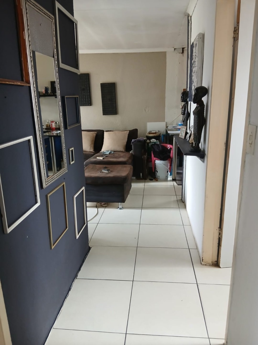 6 Bedroom Property for Sale in Naledi Gauteng