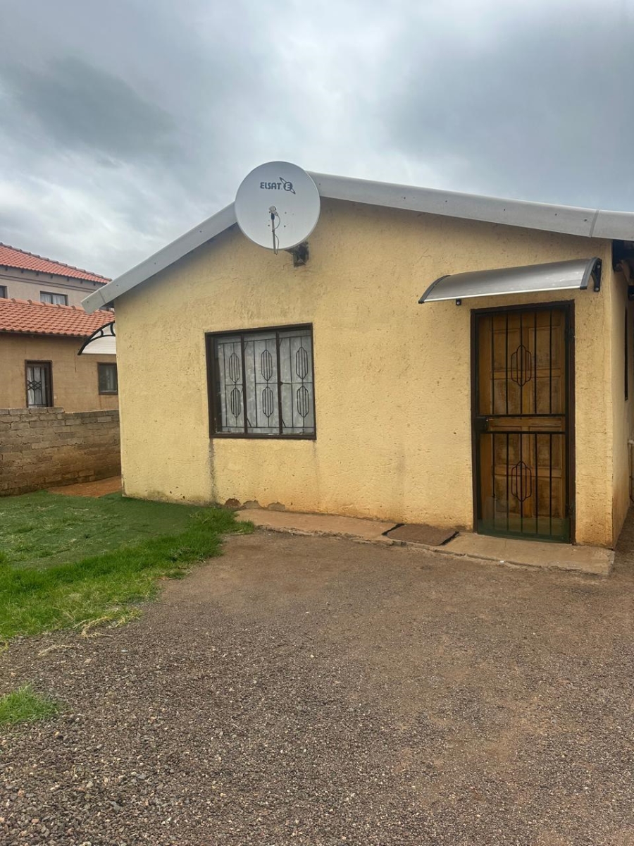 2 Bedroom Property for Sale in Nellmapius Gauteng
