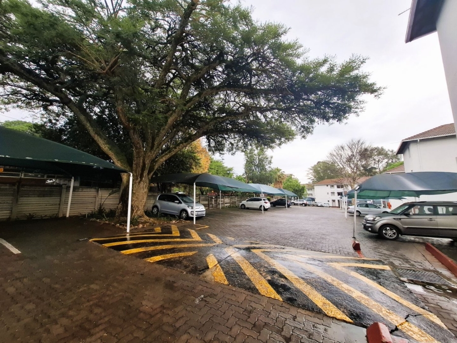 To Let 2 Bedroom Property for Rent in Groenkloof Gauteng