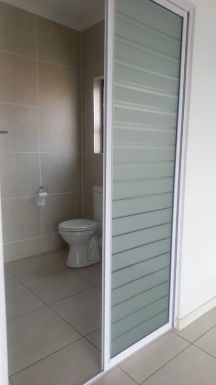 2 Bedroom Property for Sale in Longmeadow Gauteng