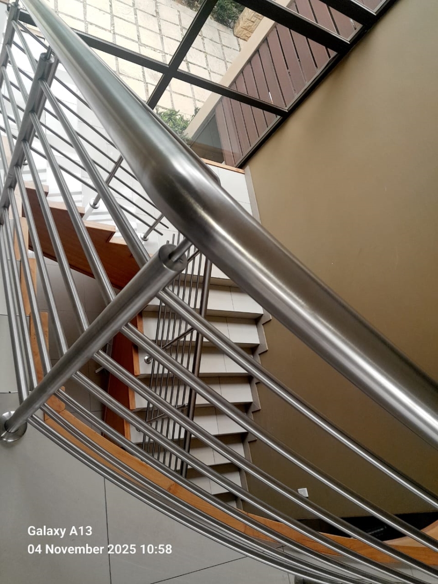 To Let commercial Property for Rent in Parkhaven Gauteng