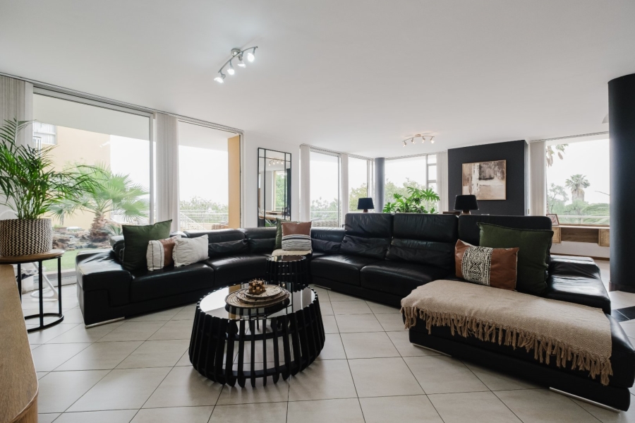 4 Bedroom Property for Sale in Glenvista Gauteng