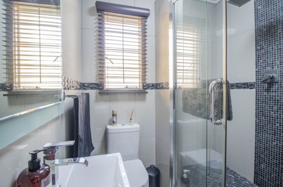 3 Bedroom Property for Sale in Primrose Hill Gauteng