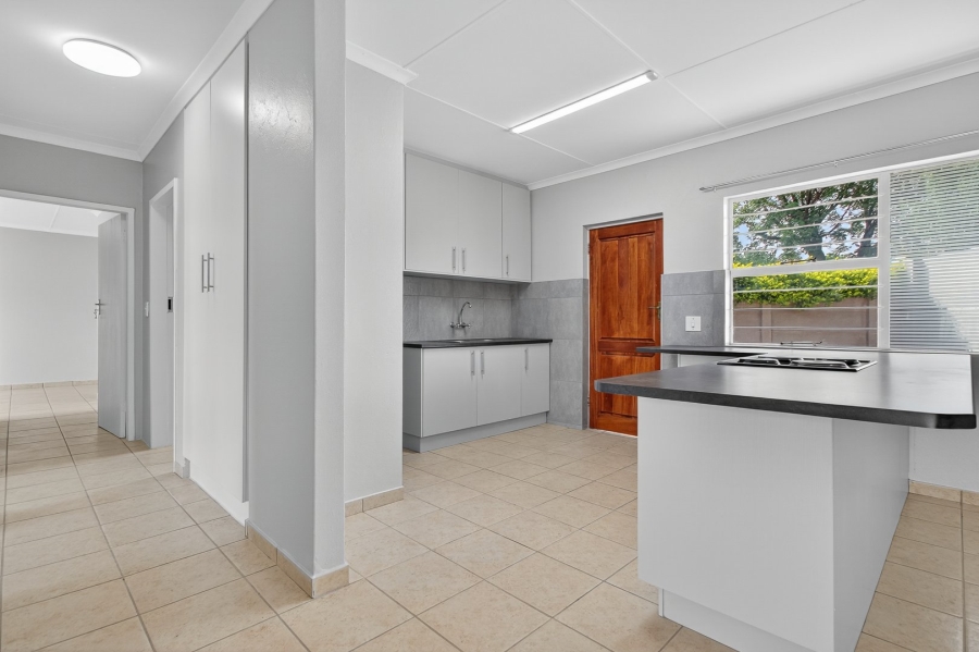 3 Bedroom Property for Sale in Weltevreden Park Gauteng