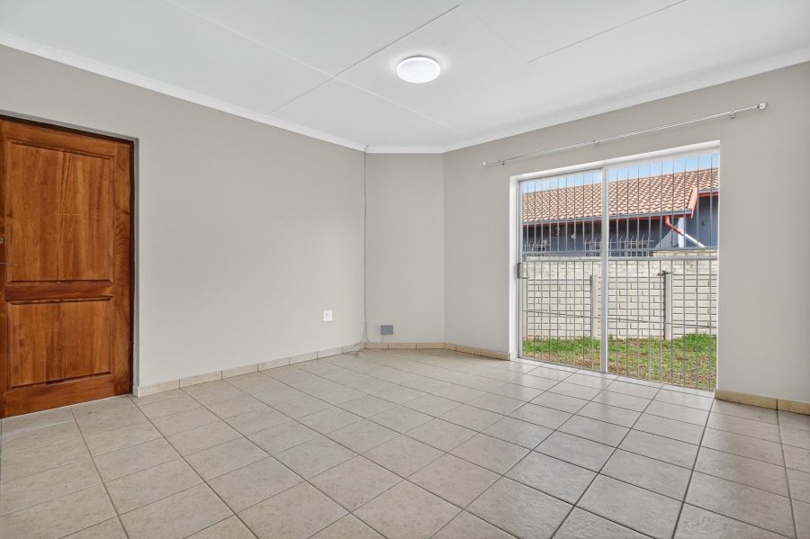 3 Bedroom Property for Sale in Weltevreden Park Gauteng