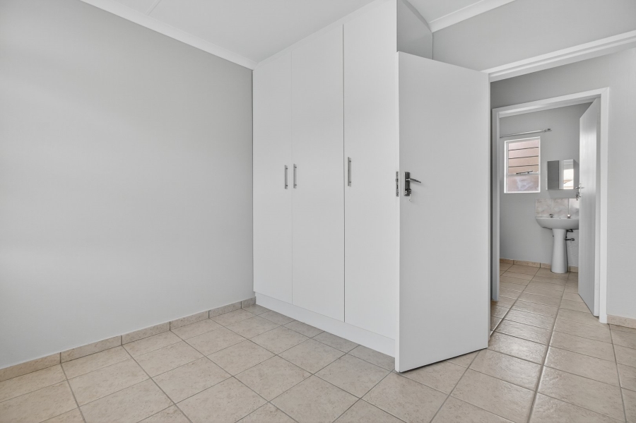 3 Bedroom Property for Sale in Weltevreden Park Gauteng