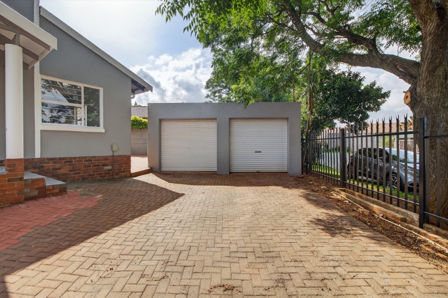 3 Bedroom Property for Sale in Weltevreden Park Gauteng