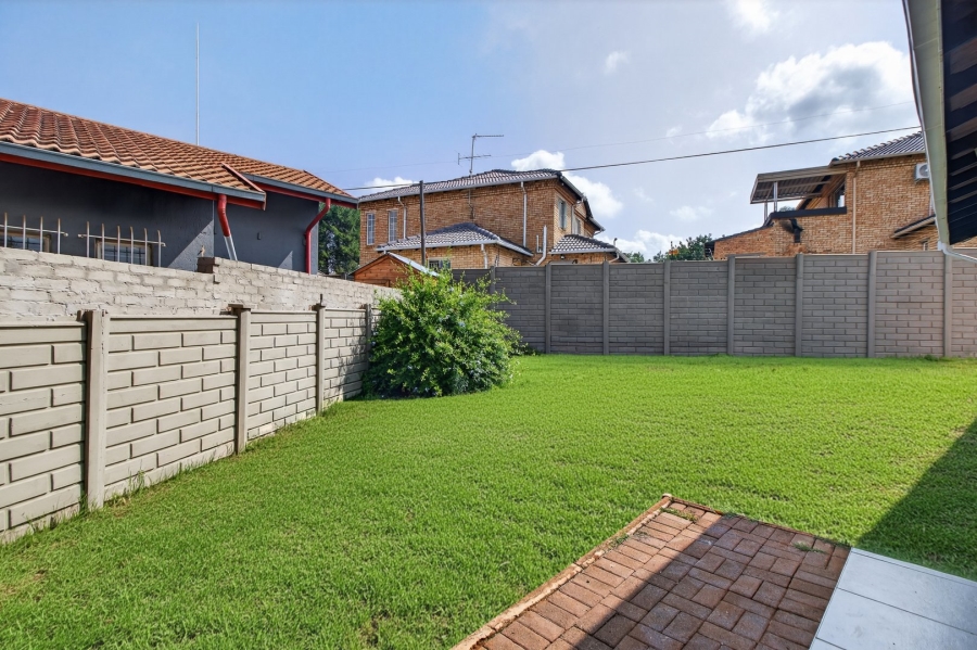 3 Bedroom Property for Sale in Weltevreden Park Gauteng