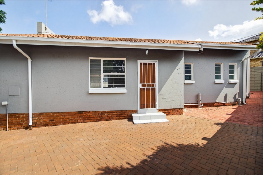 3 Bedroom Property for Sale in Weltevreden Park Gauteng