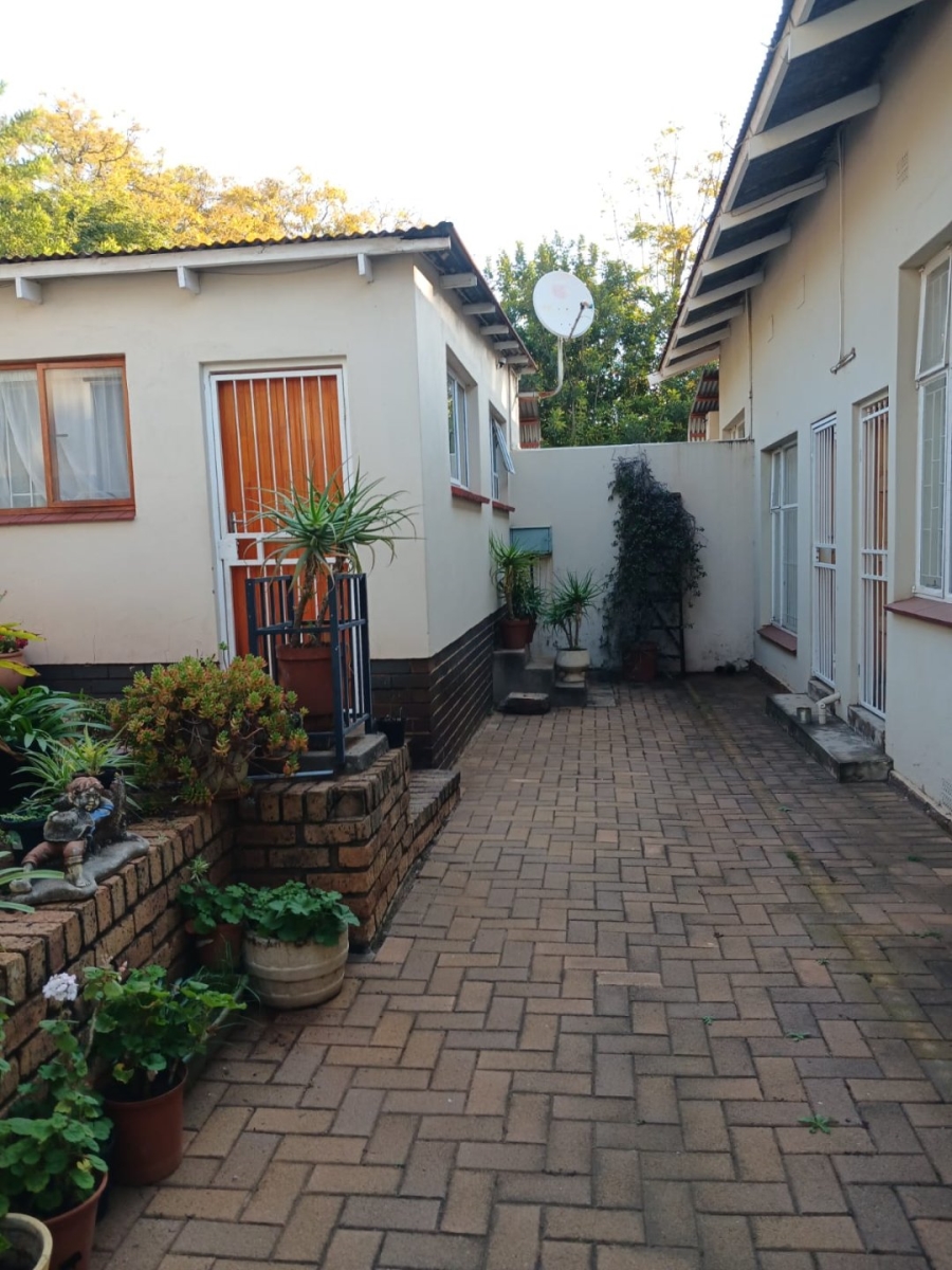 1 Bedroom Property for Sale in Riviera Gauteng