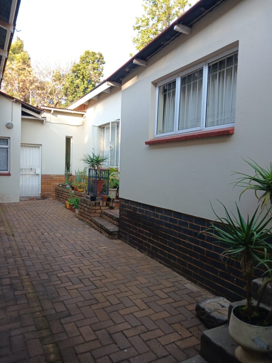 1 Bedroom Property for Sale in Riviera Gauteng