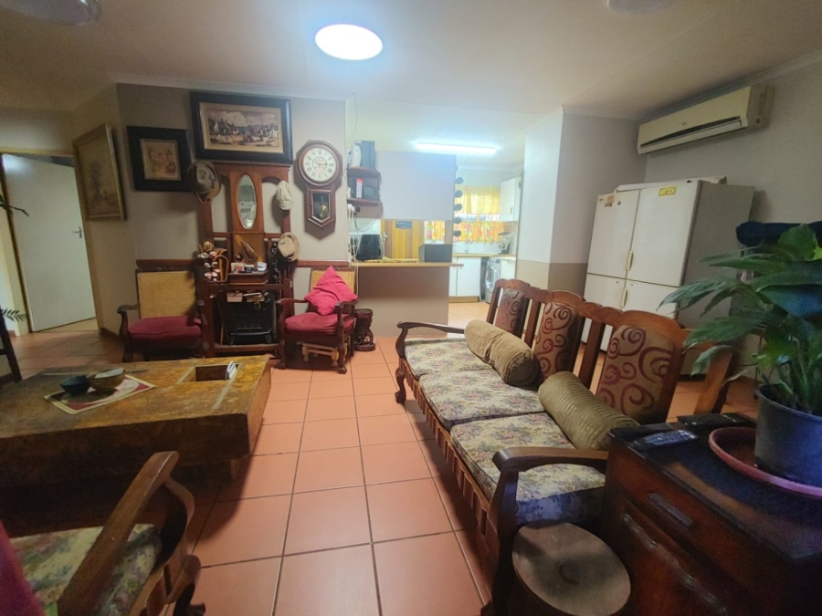 2 Bedroom Property for Sale in La Montagne Gauteng