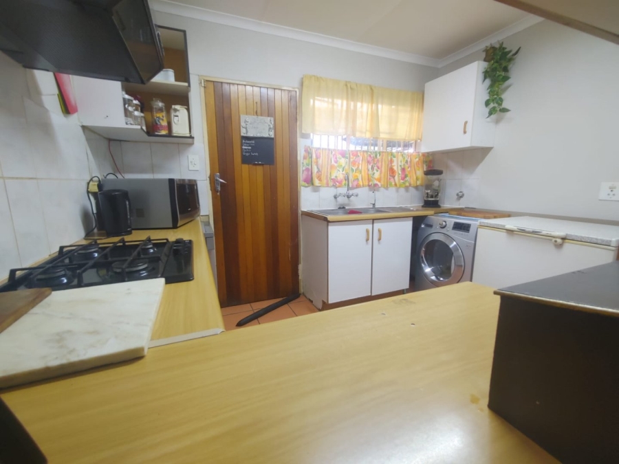 2 Bedroom Property for Sale in La Montagne Gauteng