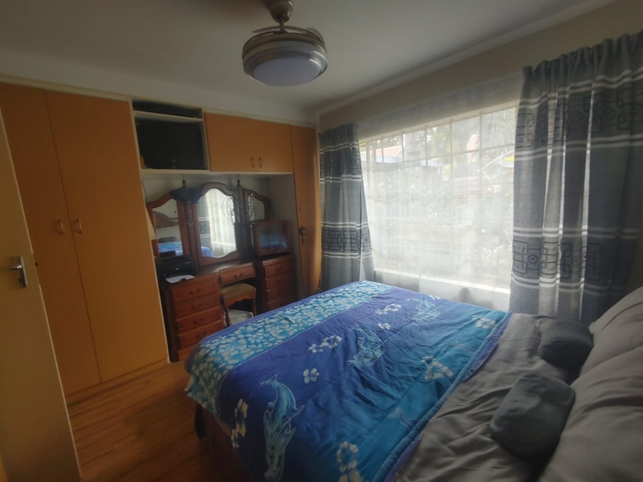 2 Bedroom Property for Sale in La Montagne Gauteng