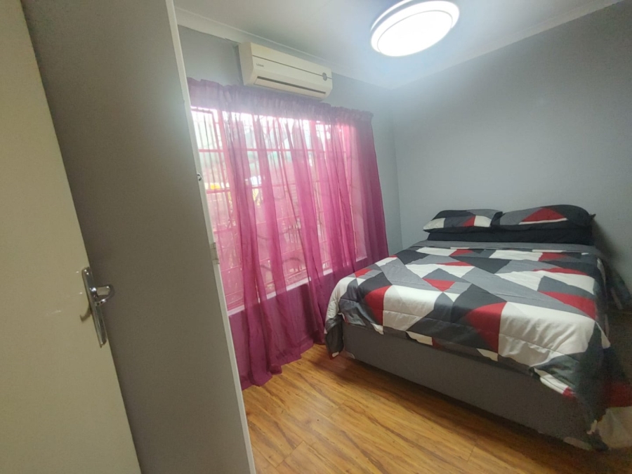 2 Bedroom Property for Sale in La Montagne Gauteng