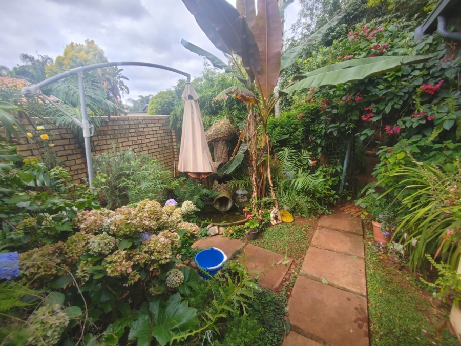 2 Bedroom Property for Sale in La Montagne Gauteng