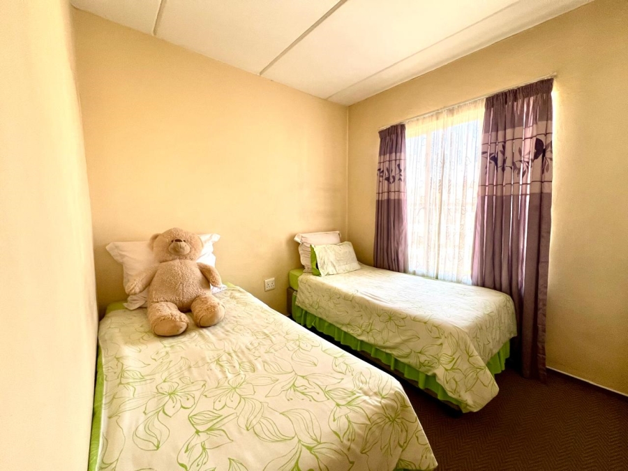 2 Bedroom Property for Sale in Birchleigh Gauteng