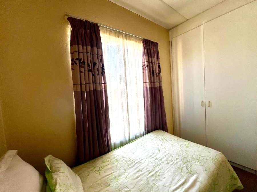 2 Bedroom Property for Sale in Birchleigh Gauteng