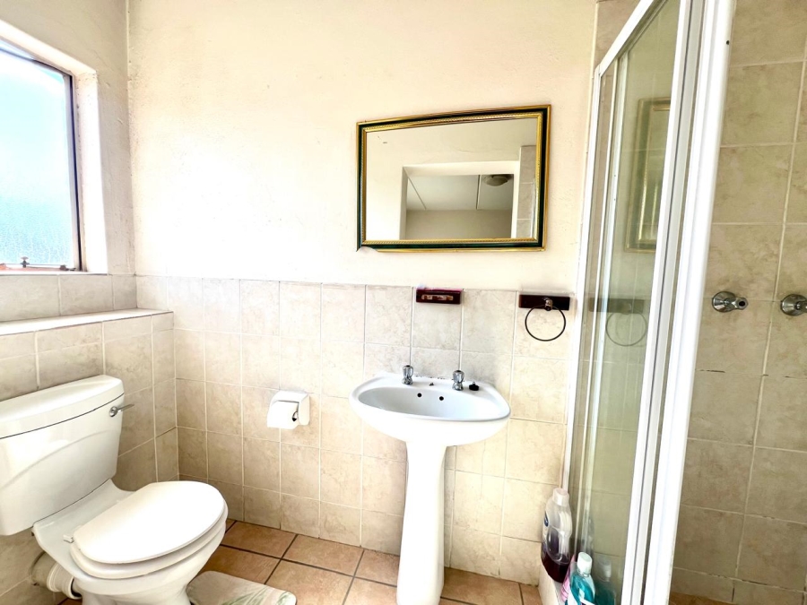 2 Bedroom Property for Sale in Birchleigh Gauteng