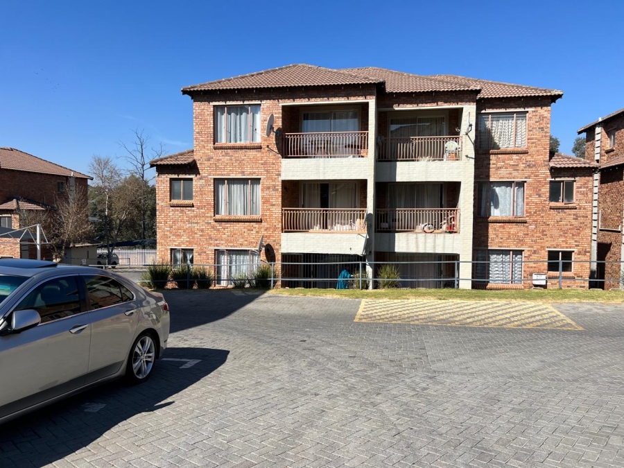 2 Bedroom Property for Sale in Birchleigh Gauteng