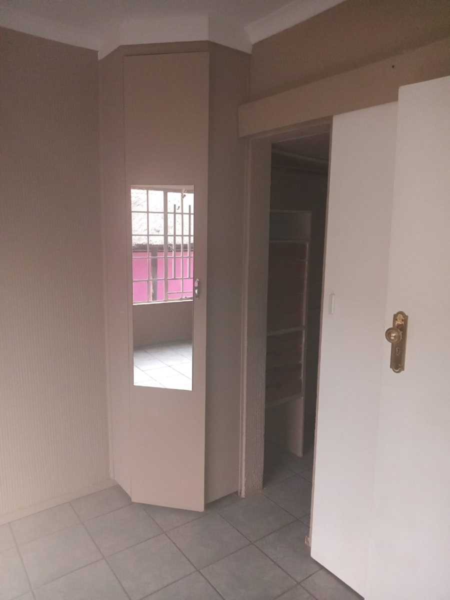 2 Bedroom Property for Sale in Norkem Park Gauteng