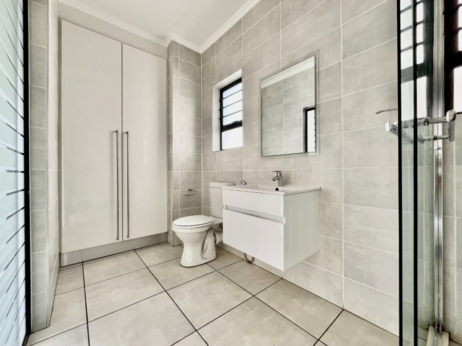 To Let  Bedroom Property for Rent in Crowthorne AH Gauteng