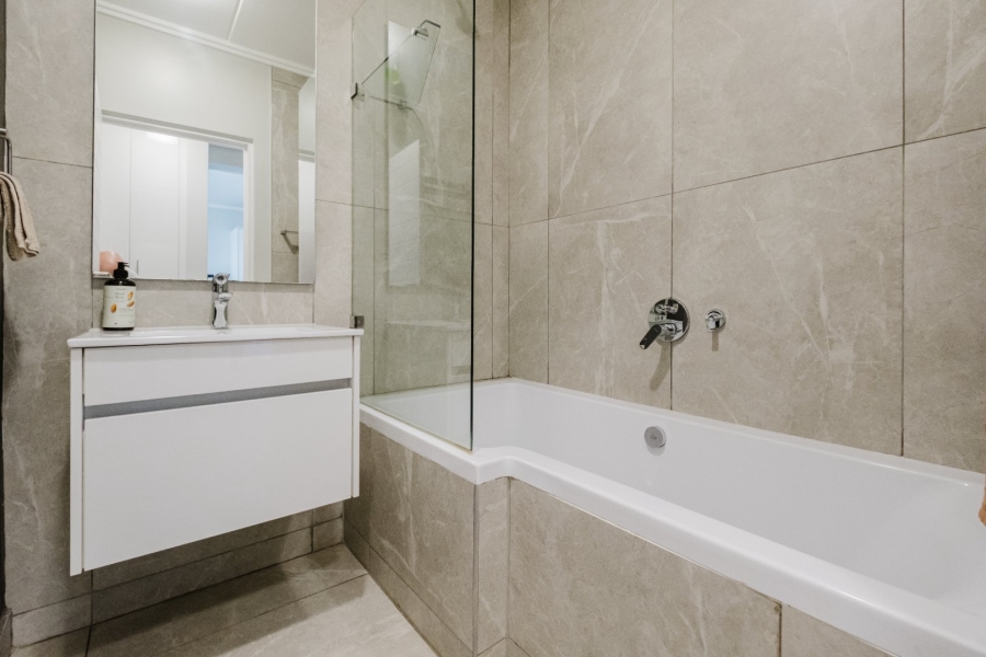 2 Bedroom Property for Sale in Serengeti Lifestyle Estate Gauteng