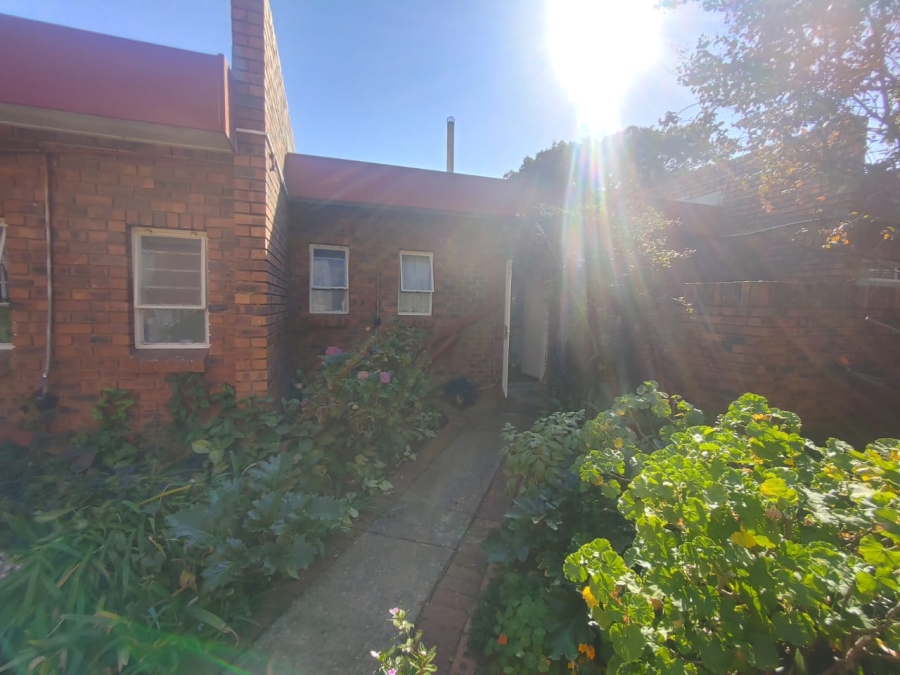 1 Bedroom Property for Sale in Villieria Gauteng