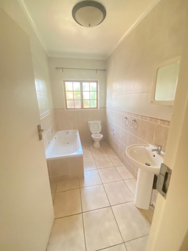 To Let 3 Bedroom Property for Rent in Halfway Gardens Gauteng
