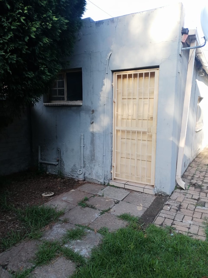 To Let 1 Bedroom Property for Rent in Westdene Gauteng