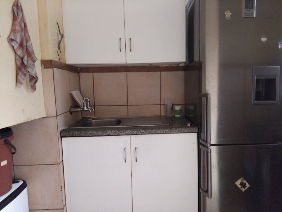 To Let 1 Bedroom Property for Rent in Muckleneuk Gauteng