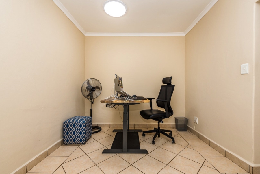 2 Bedroom Property for Sale in Edendale Gauteng