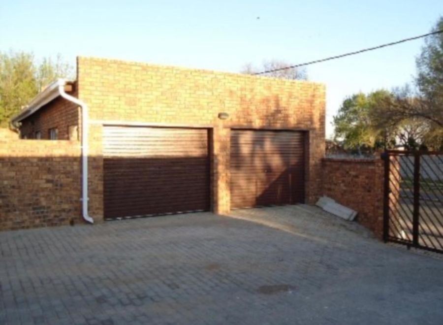 To Let 3 Bedroom Property for Rent in Primrose Gauteng