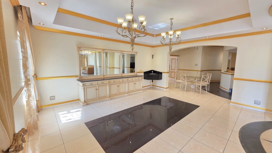 4 Bedroom Property for Sale in Laudium Gauteng