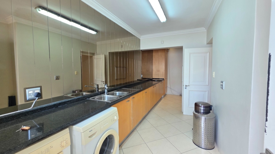 4 Bedroom Property for Sale in Laudium Gauteng