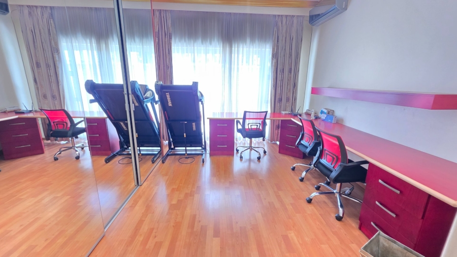 4 Bedroom Property for Sale in Laudium Gauteng