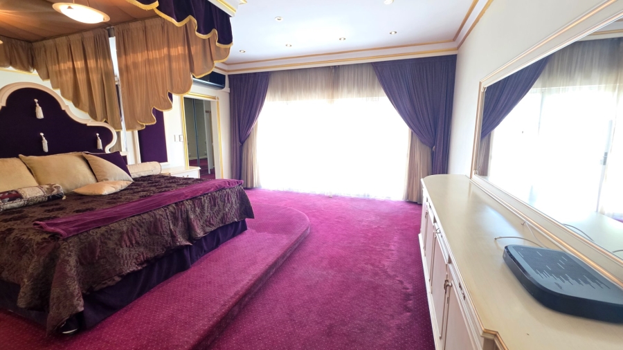 4 Bedroom Property for Sale in Laudium Gauteng