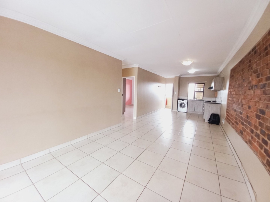 2 Bedroom Property for Sale in Wychwood Gauteng