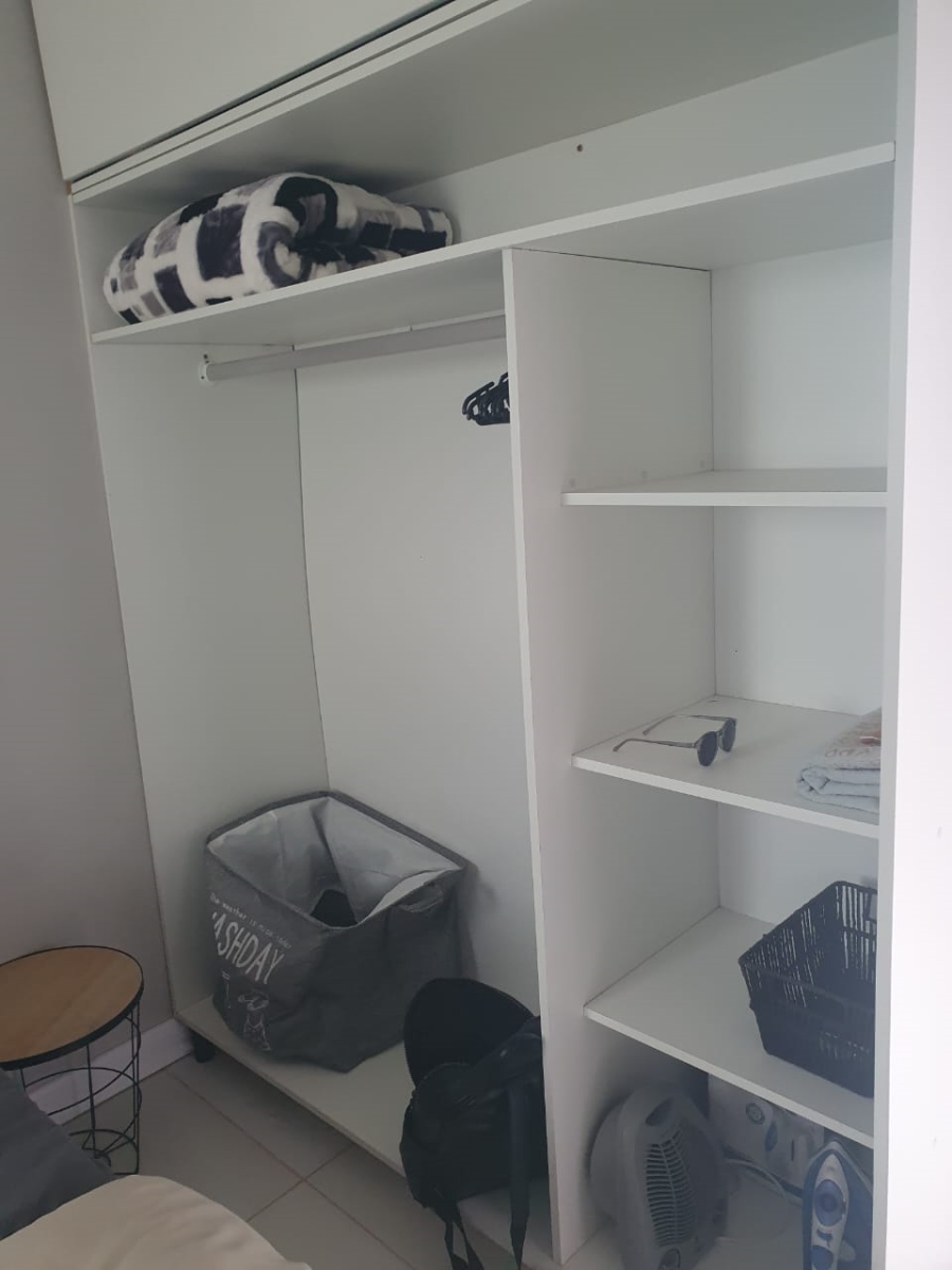 To Let 1 Bedroom Property for Rent in Sandringham Gauteng