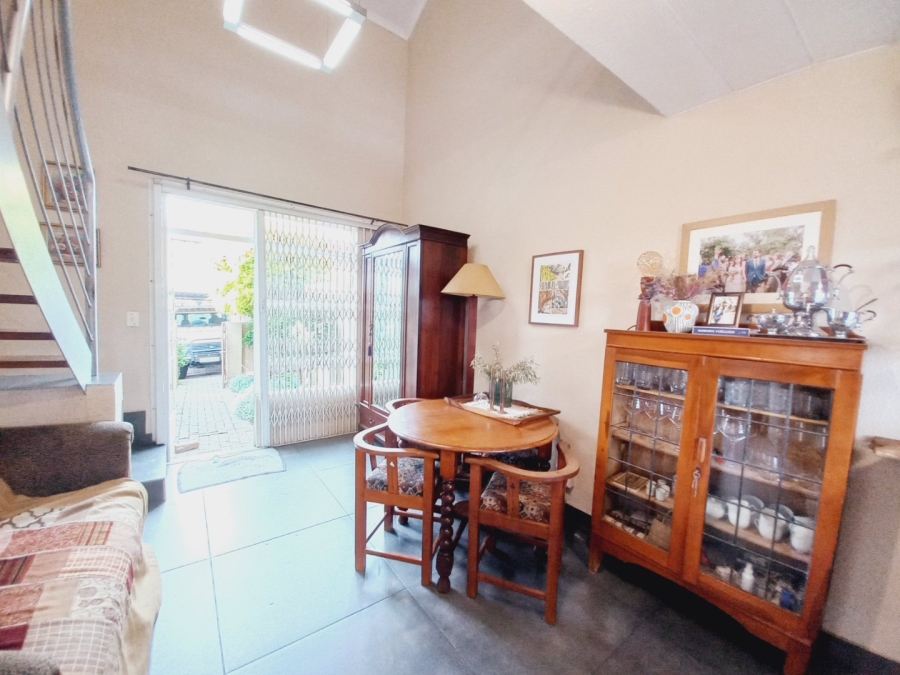 2 Bedroom Property for Sale in Dowerglen Gauteng