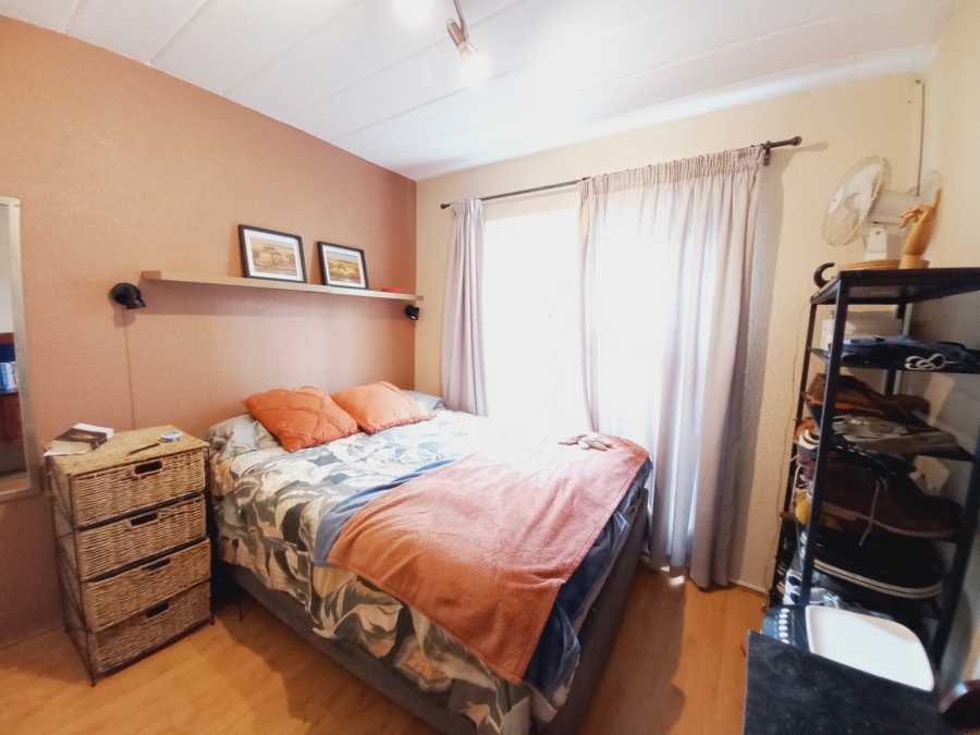 2 Bedroom Property for Sale in Dowerglen Gauteng
