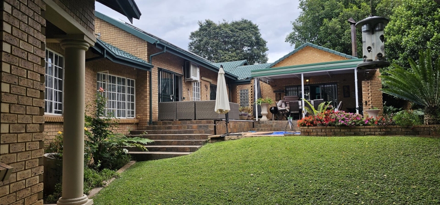 5 Bedroom Property for Sale in Moreleta Park Gauteng