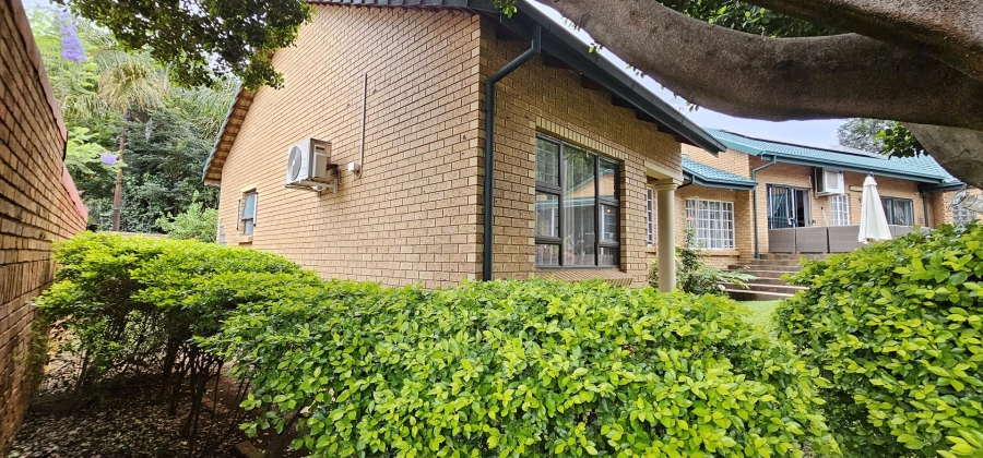 5 Bedroom Property for Sale in Moreleta Park Gauteng