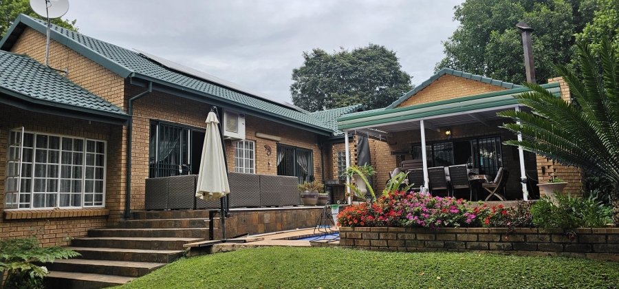 5 Bedroom Property for Sale in Moreleta Park Gauteng