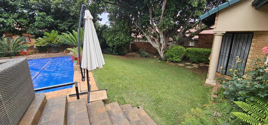 5 Bedroom Property for Sale in Moreleta Park Gauteng