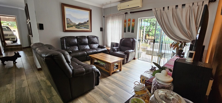 5 Bedroom Property for Sale in Moreleta Park Gauteng