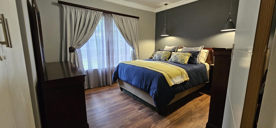 5 Bedroom Property for Sale in Moreleta Park Gauteng