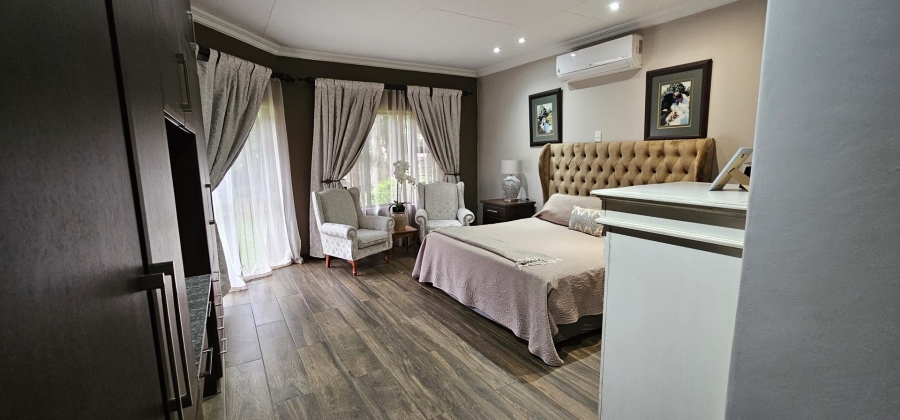 5 Bedroom Property for Sale in Moreleta Park Gauteng