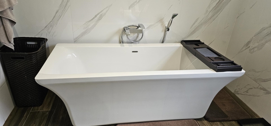 5 Bedroom Property for Sale in Moreleta Park Gauteng